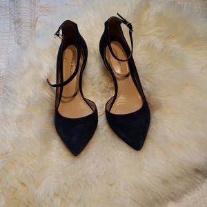 Antonio's Melani Navy Suede Heels